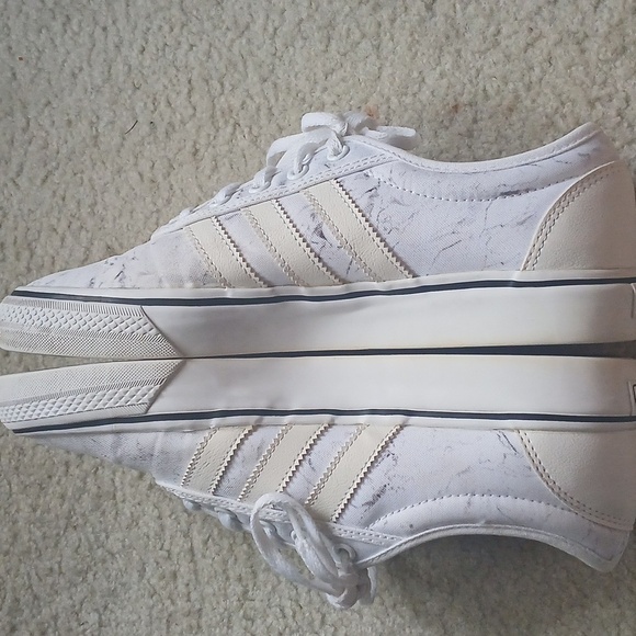 Adidas Marbled White Canvas Skateboard  Sneakers - Picture 6 of 10